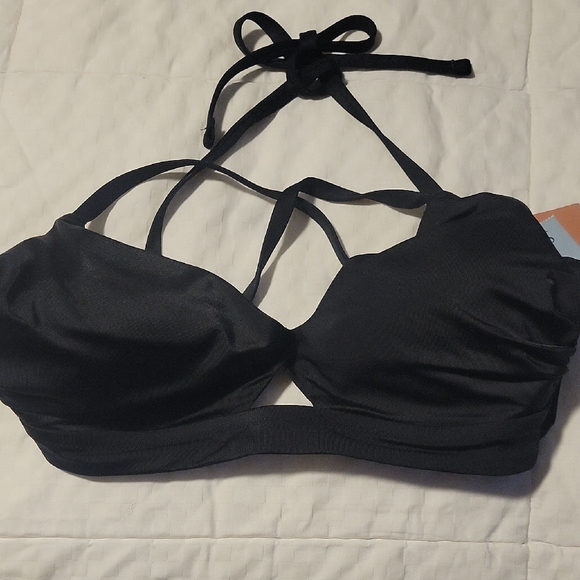 Shade & Shore Other - Shade & Shore Black Bikini Top Size 34 DD